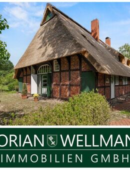 Osterholz- Scharmbeck | Denkmalgeschütztes Reetdachhaus mit zwei Wohneinheiten in wunderschöner Ortsrandlage - Osterholz-Scharmbeck