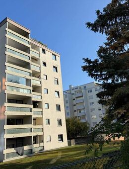 Beste Stadtlage, Sachsenweg, Saarbrücken, komfortable ETW-Wohnung mit Garage und Pool im Haus - Saarbrücken