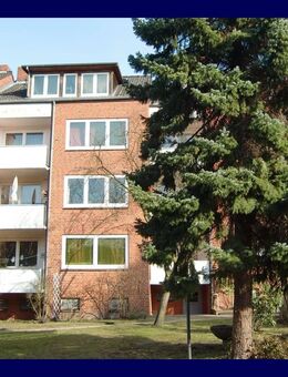Einziehen und Wohlfühlen! 3 Zimmer- Wohnung mit Balkon, Einbauküche, Bad mit Wanne, Keller - Lüneburg