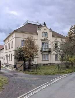 großzügige 3-Raumwohnung inkl. EBK und Balkon in saniertem 4 Seitenhof - Herrnhut