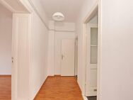 Schöne Single-Wohnung in Weißensee: Bezugsfrei ++ 1 Zimmer ++ Küche separat ++ fußläufig zum See! - Berlin