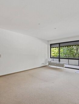 Zwei-Zimmerwohnung mit riesigem Balkon - Düsseldorf