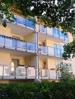 Villenviertel Leutzsch - ruhig im Grünen -schnell in der Stadt - 3-Raum-Wohnung mit Balkon, FB-Heizung, Tiefgarage - aktuell vermietet - Leipzig