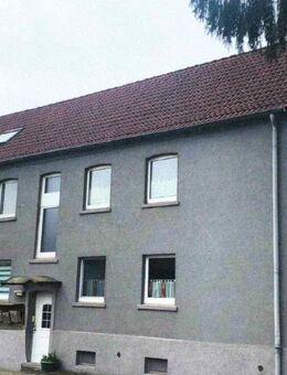 8 % Rendite ! Fünffamilienhaus auf einem Erbbaugrundstück in Recklinghausen - Recklinghausen