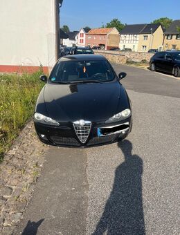 Alfa Romeo mit 1.6 Twin Spark Motor - Bad Münstereifel