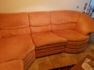 Samtiges, gemütliches Ecksofa lädt zum Kuscheln und Relaxen ein, 2tlg. - Oer-Erkenschwick