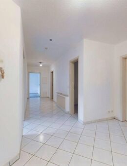 Großzügige Erdgeschosswohnung mit Tiefgarage in Ammerndorf! - Ammerndorf