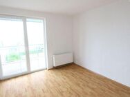 Ruhig gelegene 3-Raum-Wohnung mit Balkon in Bernsbach zu vermieten - Lauter-Bernsbach Bernsbach