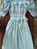 Neuwertiges Krüger Dirndl kariert in 70806
