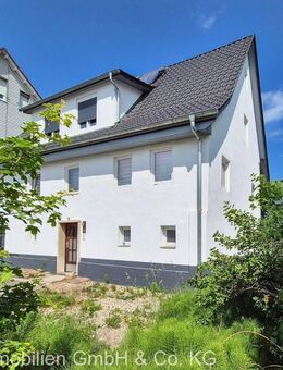 **Wohlfühloase für Familien: viel Raum innen, viel Grün außen** - Urbach (Baden-Württemberg)