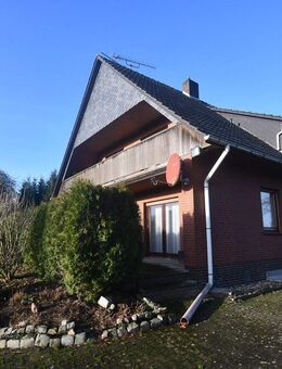 Solides Wohnhaus mit Doppelgarage und Abstellraum - Scholen