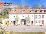 Stilvoll saniertes Bauernhaus-Ensemble, mit Café, Eventlocation, Profiküche, drei Ferienwohnungen. - Trassem
