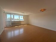 SCHÖNE 4-ZIMMER ETAGENWOHNUNG IM HAGENBACHER RING MIT GARGENSTELLPLATZ - Schwäbisch Hall