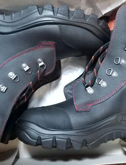 Forst und Gartenarbeiter Schnittschutz Stiefel S3 Steitz Secura - Braunschweig