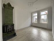 Altbautraum mit altem Kachelofen und Balkon: 3-Zimmer-Wohnung in Bremerhaven - Bremerhaven