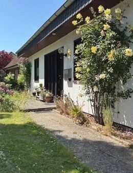 Geräumiger Bungalow mit Blick ins Grüne - Kastorf