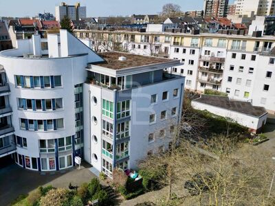 Auf's richtige Pferd setzen! 15-Parteienhaus in Rennbahnnähe ??