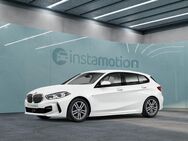 BMW 118, i Sportzsitz Lines, Jahr 2023 - München