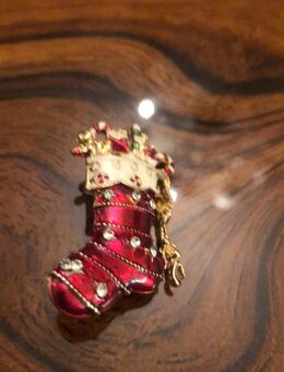 Weinacht Brosche zu verschenken in Dresden - Dresden