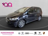 VW Touran, Highline R-Line BlackStyle, Jahr 2024 - Köln