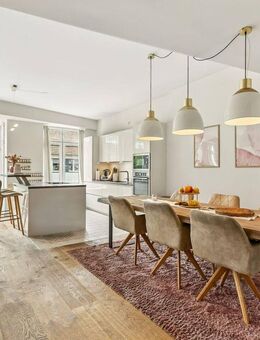 Luxuriöses Wohnen auf zwei Ebenen: Maisonette mit Gartenparadies und eigenem Pool - Hagen (Stadt der FernUniversität)