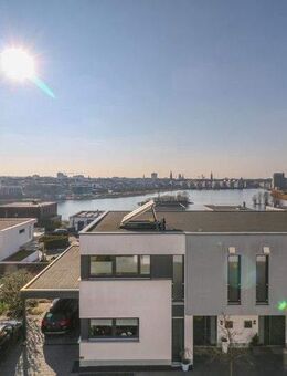 Penthouse-Genuss mit sonnigem Balkon, moderner EBK & Tiefgaragenplatz - exklusiv wohnen! - Dortmund