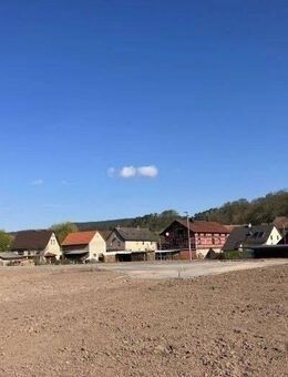 Klassisches Familienhaus auf dem Lande mit guter Anbindung zur Stadt - Bibra