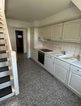 Sbr.-Rotenbühl * außergewöhnliche 3 ZKB in Stadtvilla * EBK * Dach-Maisonette * Uni-Nähe - Saarbrücken