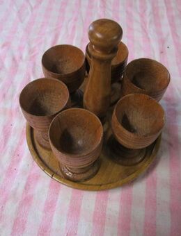 Holzeierbecher mit Träger - Ratzeburg