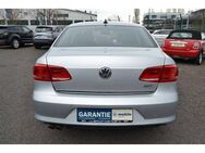 VW Passat BlueMotion~Klima~Sitzhzg.~PDC v+h - Rüsselsheim