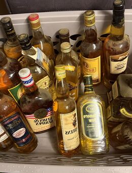 60 verschlossene Whisky Flaschen - Hennef (Sieg)