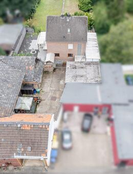 Ein Haus, viele Möglichkeiten - großes Grundstück mit Entwicklungspotenzial im Herzen von Kerpen - Kerpen (Kolpingstadt)