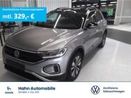 VW T-Roc, 1.0 TSI Move, Jahr 2023 - Niefern-Öschelbronn