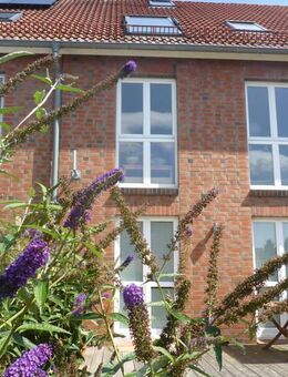 großes, komplett renoviertes Reihenmittelhaus in Lambrechtshagen ohne Courtage - Lambrechtshagen