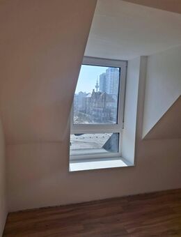 2 ZKDB in TOP Citylage mit Loggia und komplett saniert - Bremerhaven