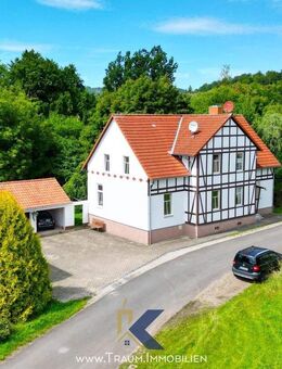 Solides Mehrfamilienhaus in ruhiger Lage - Kapitalanlage mit Steigerungspotenzial - Breitenworbis