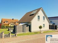 Junges und modernes Einfamilienhaus - Sofort Einziehen und Wohlfühlen! - Boden