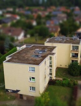 Großzügige 4-Zimmer-EG-Wohnung in Wunsiedel (ca. 91,45 m²) mit schöner Loggia, Tageslichtbad und Abstellraum - Wunsiedel
