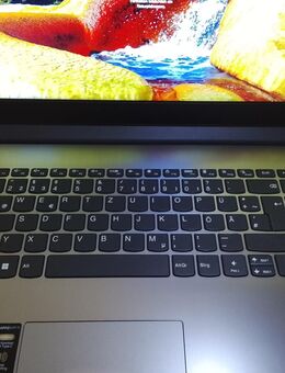 Lenovo IdeaPad 3 | Ryzen 5 | 17,3" Full HD | 512GB SSD | Win 11 - Bremerhaven