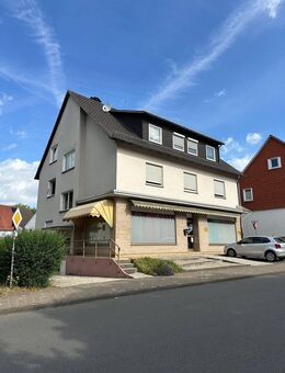 Wohn-/ und Geschäftshaus mitten in Bad Emstal/Sand - Bad Emstal