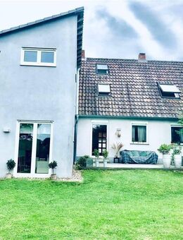 ***Sehr gepflegtes Einfamilienhaus mit Anbau und ELW in Feldrandlage*** - Alzenau