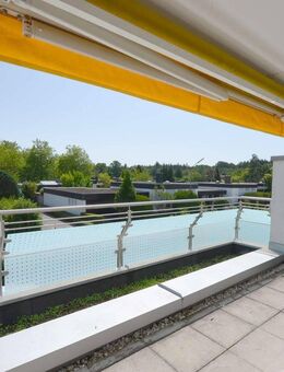 Großzügige, ruhige 2,5 Zimmer Wohnung mit sonniger Terrasse in Haar am Wald - Haar