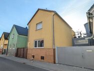 Handwerker aufgepasst: Charmantes Einfamilienhaus mit viel Potenzial - Ludwigshafen (Rhein)