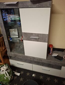 Schrankwand zu ver kaufen - Schöpstal