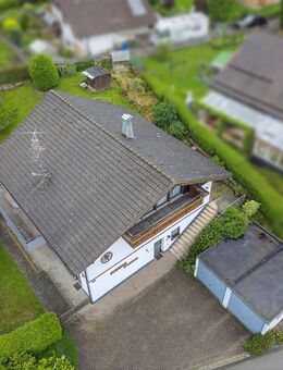 Großzügiges Einfamilienhaus mit Einliegerwohnung und großem Potenzial - Schömberg (Regierungsbezirk Karlsruhe)