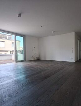 UNTER SCHÄTZWERT: Attraktive zentrale 3-Zimmer-Wohnung mit Leerstand - Frankfurt (Main)