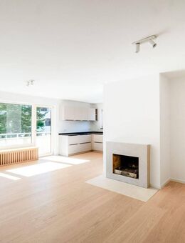 Erstbezug nach Sanierung. Stilvolles Wohnen mit Balkon ins Grüne. - München