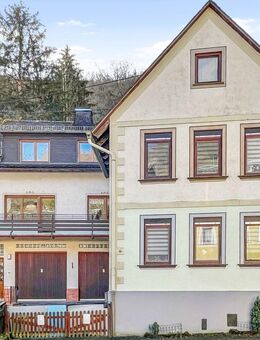 Zwei verbundene Wohnhäuser in idyllischer Lage in Manubach - Manubach
