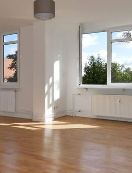 Westend: gemütliche, helle Wohnung mit Lift, Wintergarten und Gestaltungspotential - Berlin