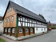 Schickes Haus mit Ausbaumöglichkeit! Umgebindewohnhaus mit Garage und Carport - Oderwitz